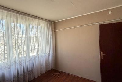 Apartament cu 3 camere decomandat în Berceni - 7