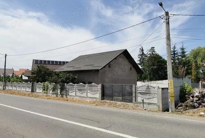 Casă cu 4 camere în Târgu Trotuș - 2