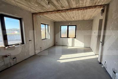 Casă cu 5 camere cu Teren 710 Mp în Central - 2