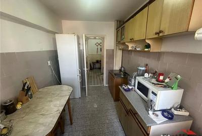 Apartament cu 2 camere decomandat în Central - 8