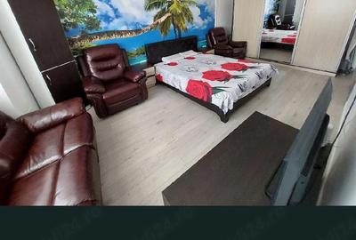 Apartament cu 3 camere decomandat în Central - 3