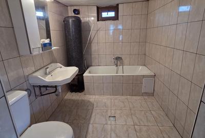 Casă cu 3 camere în Costești - 6