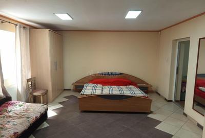 Oravita, Casa la Cheie, 7 Incaperi, Posibilitate Mansardare, - 3
