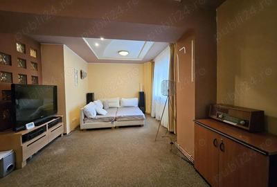 Garsonieră decomandată, mobilată în Craiovei