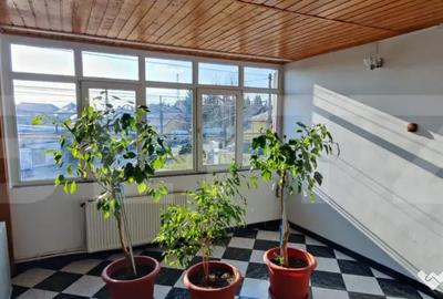 Spațiu comercial, de 50 mp, în Central - 2