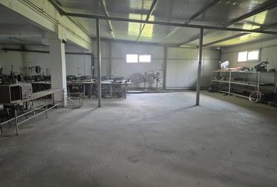Spațiu comercial, de 1,800 mp, în Central - 13