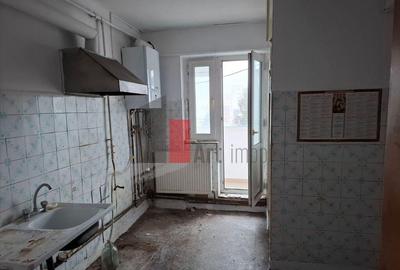 Apartament cu 4 camere decomandat în Central - 6