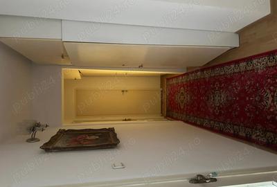 Apartament cu 4 camere decomandat în Central - 2