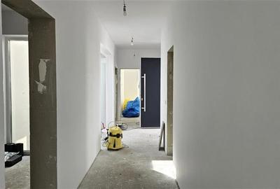 Casă cu 4 camere cu Teren 435 Mp în Aeroport - 11