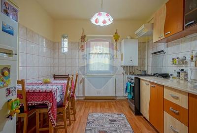 Apartament două camere decomandat la intrare în Răcădău! - 4