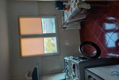 Apartament cu 3 camere semidecomandat în Obor - 1