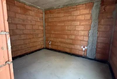 Casă cu 4 camere în Calea Urseni