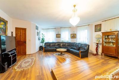 Casă în Central - 1