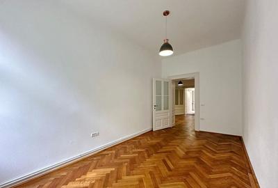 Apartament cu 3 camere in centrul istoric al Brasovului - 3