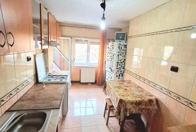 Apartament 4 camere 77,48 mp intabulat Str. Decebal, Bl. J, Draga?ani, Valcea - 16