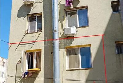 Garsoniera etaj 1 in Moldova Noua - 12
