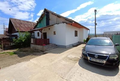 Casă cu 3 camere cu Teren 400 Mp în Central