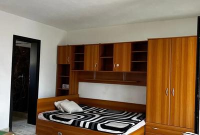 Inchiriez garsoniera - 3