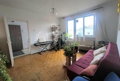 Apartament 2 camere | Etaj 3/4 | Balcon | Centru | P-ta ihai Viteazu! - 2