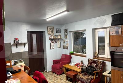 Casă cu 3 camere cu Teren 1400 Mp în Iratoșu
