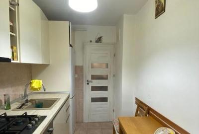 Apartament cu 3 camere, semidecomandat - zona Calea Bucurest - 16