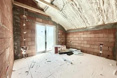 Casă cu 4 camere cu Teren 250 Mp în Bucovăț (Remetea Mare) - 2
