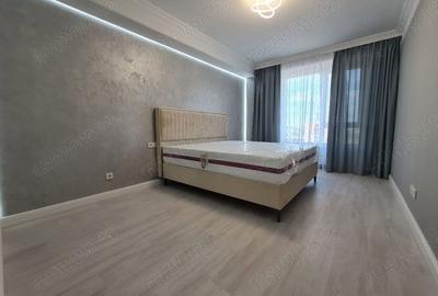 Apartament cu 3 camere decomandat în Apărătorii Patriei - 2