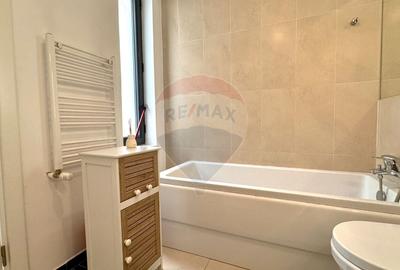 Apartament cu 2 camere decomandat, mobilat în P-ța Victoriei - 11