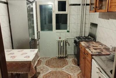 Apartament cu 3 camere semidecomandat în Mărgeanului - 2