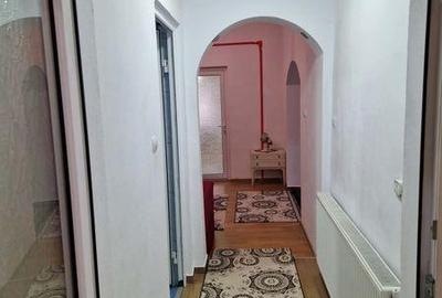 Casă cu 4 camere cu Teren 137 Mp în Central - 3