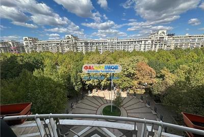 Apartament ultracentral cu priveliste unica pe B-dul Unirii,3 balcoane - 1
