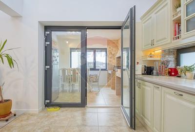 Casă cu 7 camere cu Teren 733 Mp în Bartolomeu - 7