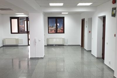 Proprietar inchiriez 180 mp - 3