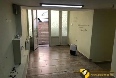 Spatiu central birou sau alte activitati 50 mp - 2