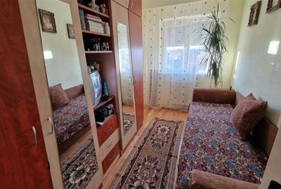 Apartament 3 camere 2 balcoane si pivnita zona Vasile Aaron - 3