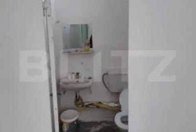 Spațiu comercial, de 70 mp, în Micro 3 - 4
