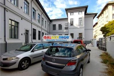 De inchiriat VILA  D+P+1E+M, TEREN 900 mp, parcare, ULTRACENTRAL