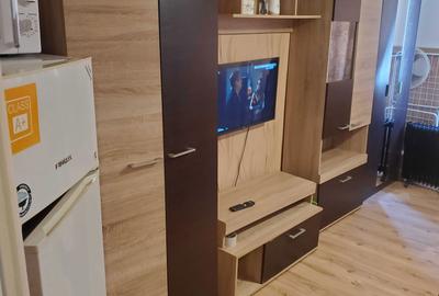 Garsonieră semidecomandată în CET - 1