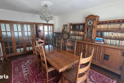Casă cu 6 camere cu Teren 750 Mp în Schela - 5