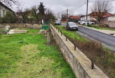 Seimenii Mici  Casa  Individuala 3 Camere Chirpici  S.teren  2100 Mp/42 Acte OK - 2