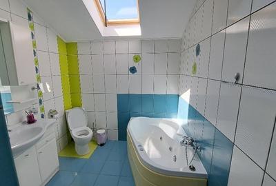 Casă individuală cu 5 camere cu Canalizare în 1 Decembrie - 11