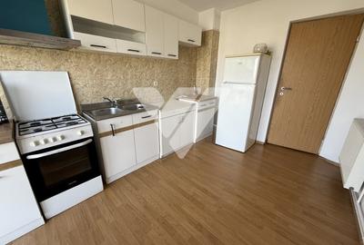 Apartament cu 3 camere decomandat în Trei Stejari - 8