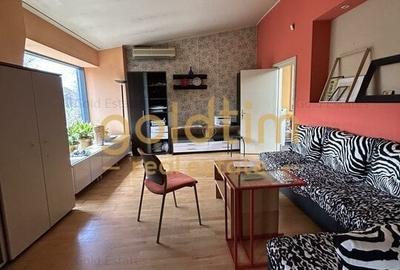 Casă individuală cu 13 camere cu Canalizare în Pache Protopopescu - 27