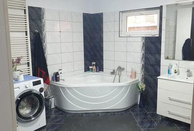 Casă cu 5 camere în Tei - 4
