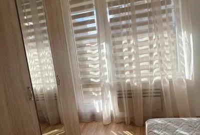 Apartament cu 3 camere în Complex Studențesc