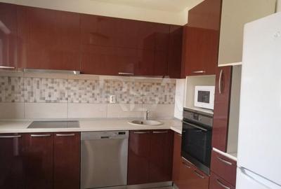 Apartament cu 2 camere decomandat, mobilat în Antiaeriană - 2