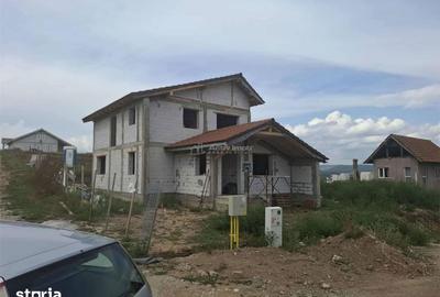 Casă cu 5 camere cu Teren 600 Mp în Vețel - 6