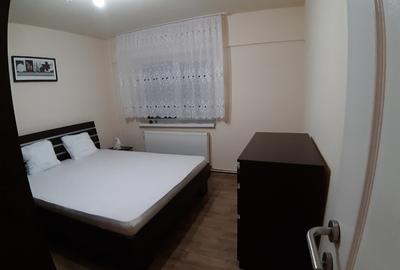 Apartament 4 camere renovat si semimobilat zona 700 - 16