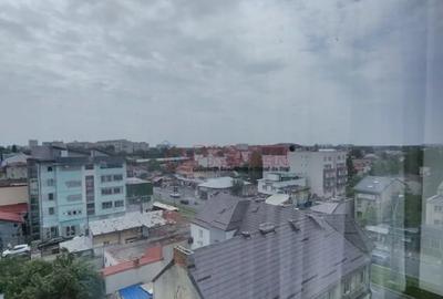 Apartament cu 3 camere decomandat în Eroii Revoluției - 9