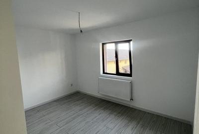 Apartament 1 camera | Loc de parcare inclus în pret  | Curte proprie 18 mp - 2